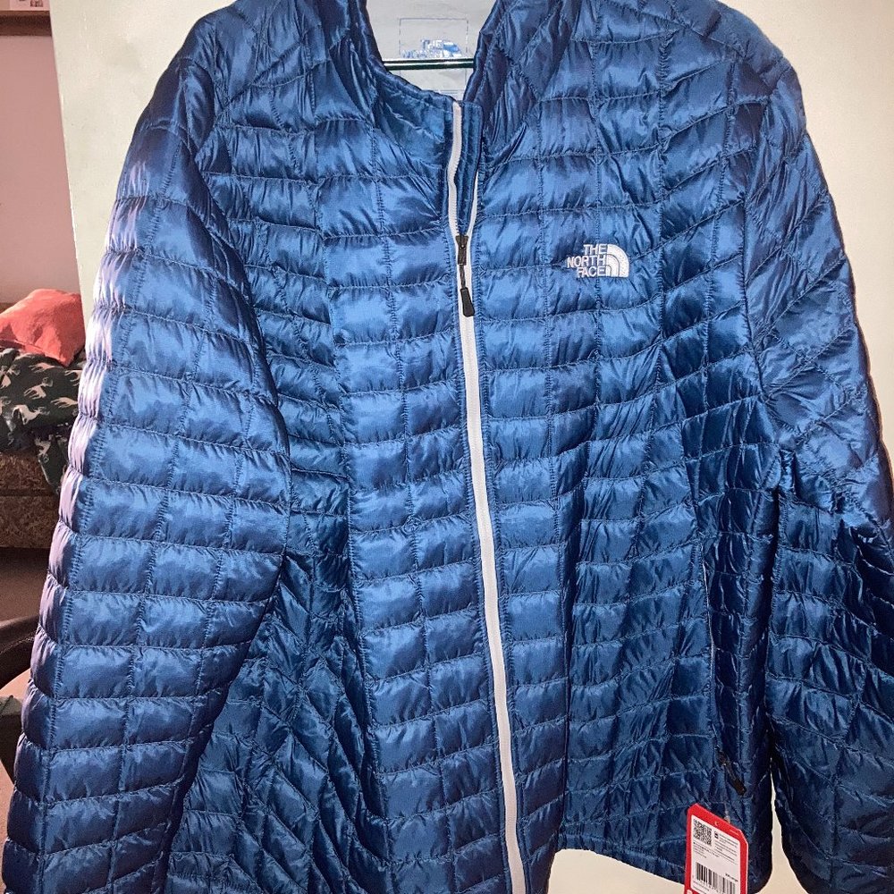 North Face Thermoball Dish Blue XXL Winter Coat